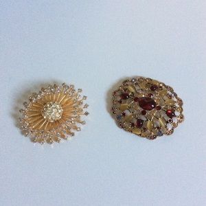 Crystal Gorgeous Colored Stones Beautiful Brooch’s.